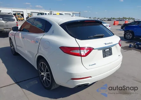 2019 Maserati Levante z USA, uszkodzony, nr VIN ZN661XUA2KX310419